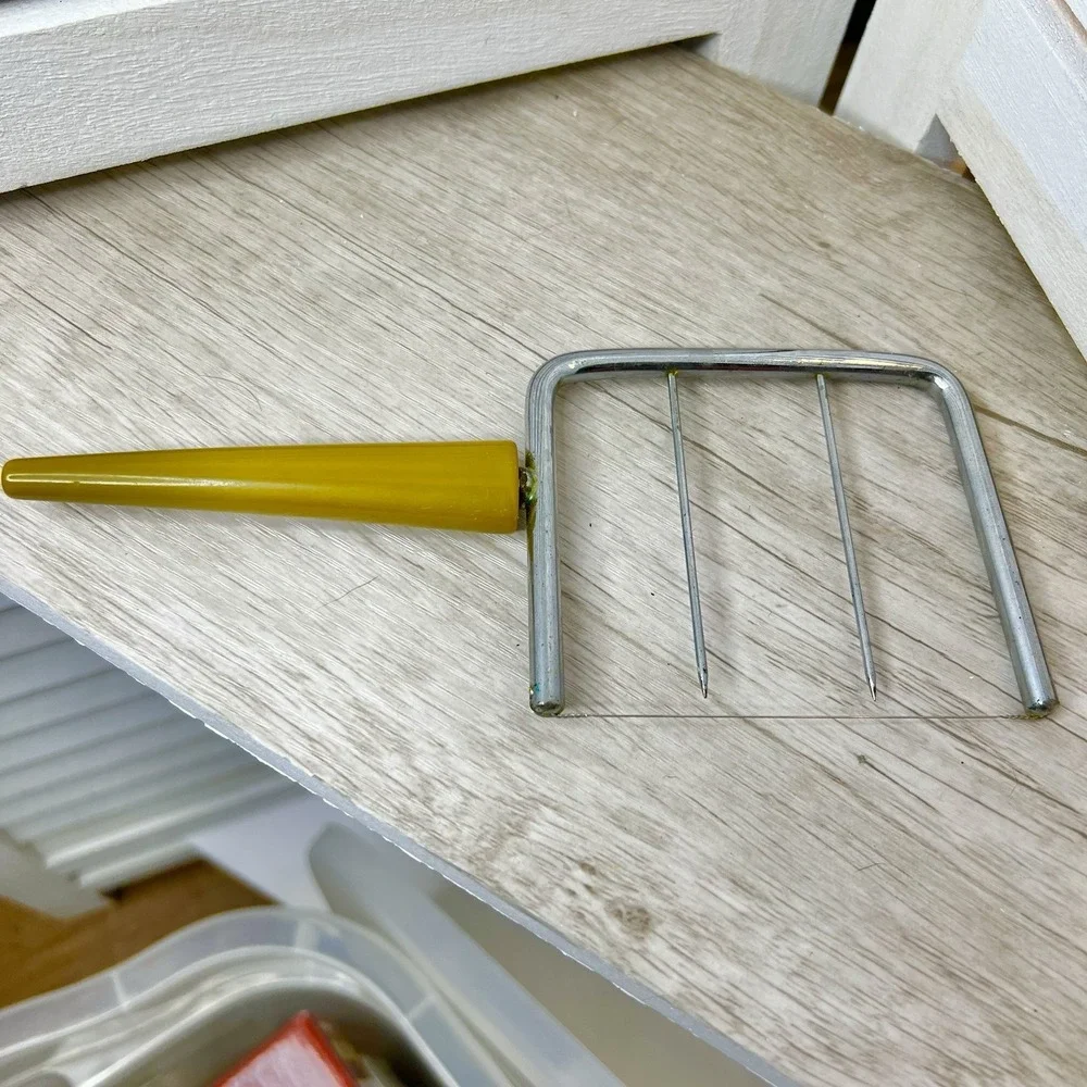 Vtg Wire Cheese Slicer Mustard Yellow Handle Chrome‎ Mid Century Kitchen Utensil